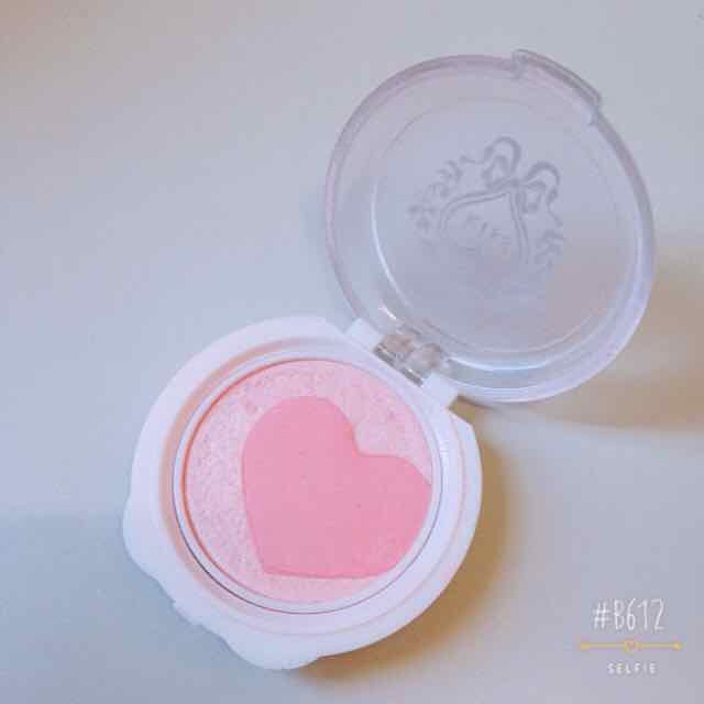 ミックスハートチークス/KiSS/パウダーチークを使ったクチコミ(2枚目)