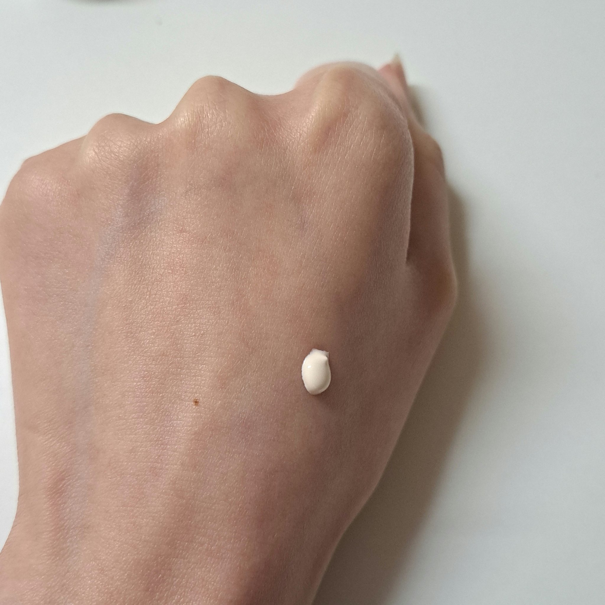 UVイデア XL プロテクショントーンアップ クリア/ラ ロッシュ ポゼ/化粧下地を使ったクチコミ（3枚目）