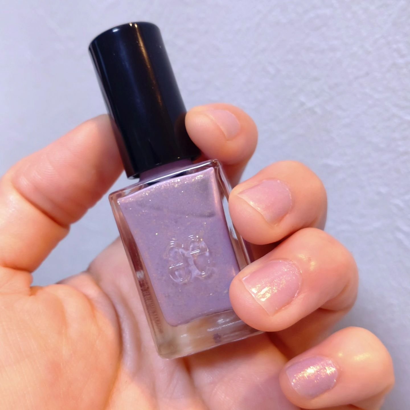 エレガンス ラズル エナメルラッカー 71 Mineral lilac/エレガンス ラズル /マニキュアを使ったクチコミ（1枚目）