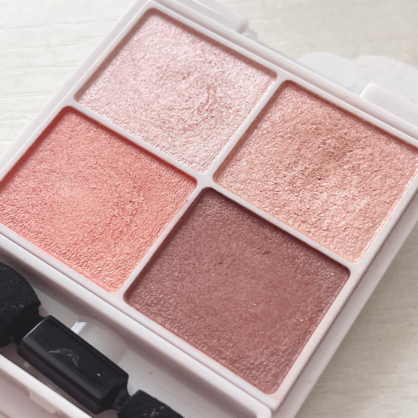 シルキースフレアイズ/キャンメイク/アイシャドウパレットを使ったクチコミ(3枚目)