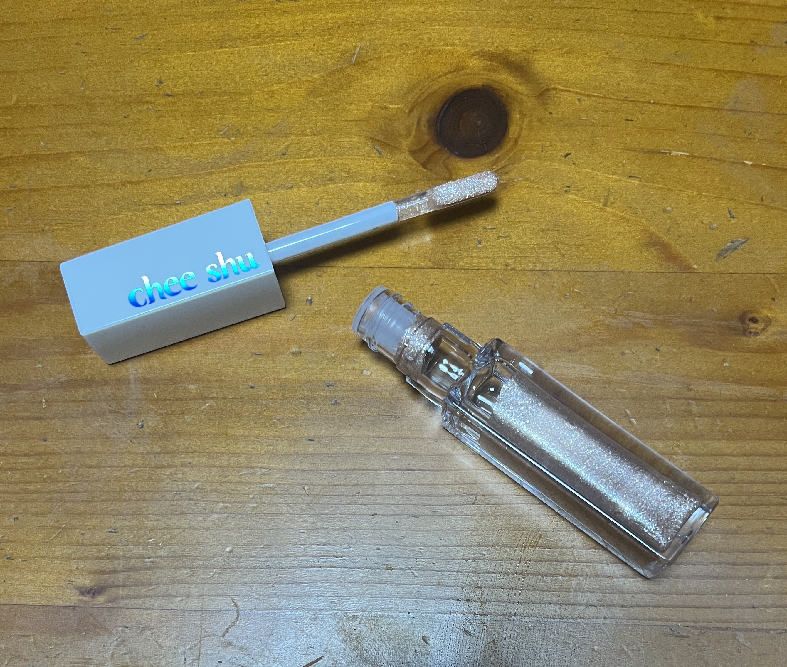 アイドルプリズムグリッター/chee shu/グリッターを使ったクチコミ（2枚目）