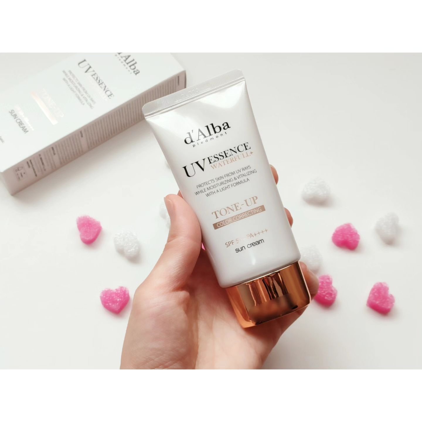 ウォータフルトーンアップサンクリーム/ダルバ/日焼け止めクリームを使ったクチコミ（2枚目）