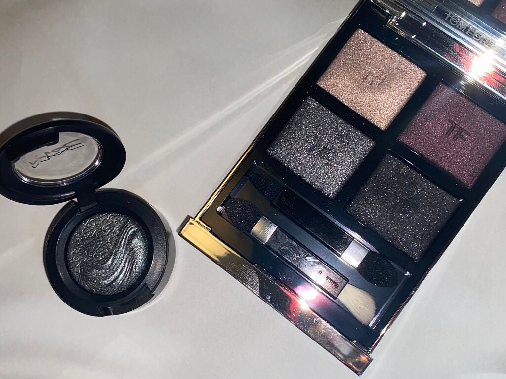アイ カラー クォード/TOM FORD BEAUTY/アイシャドウパレットを使ったクチコミ(3枚目)