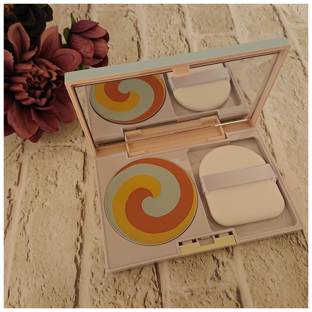 カラーブレンドグローファンデーション/ディエム クルール/クリーム・エマルジョンファンデーションを使ったクチコミ(4枚目)