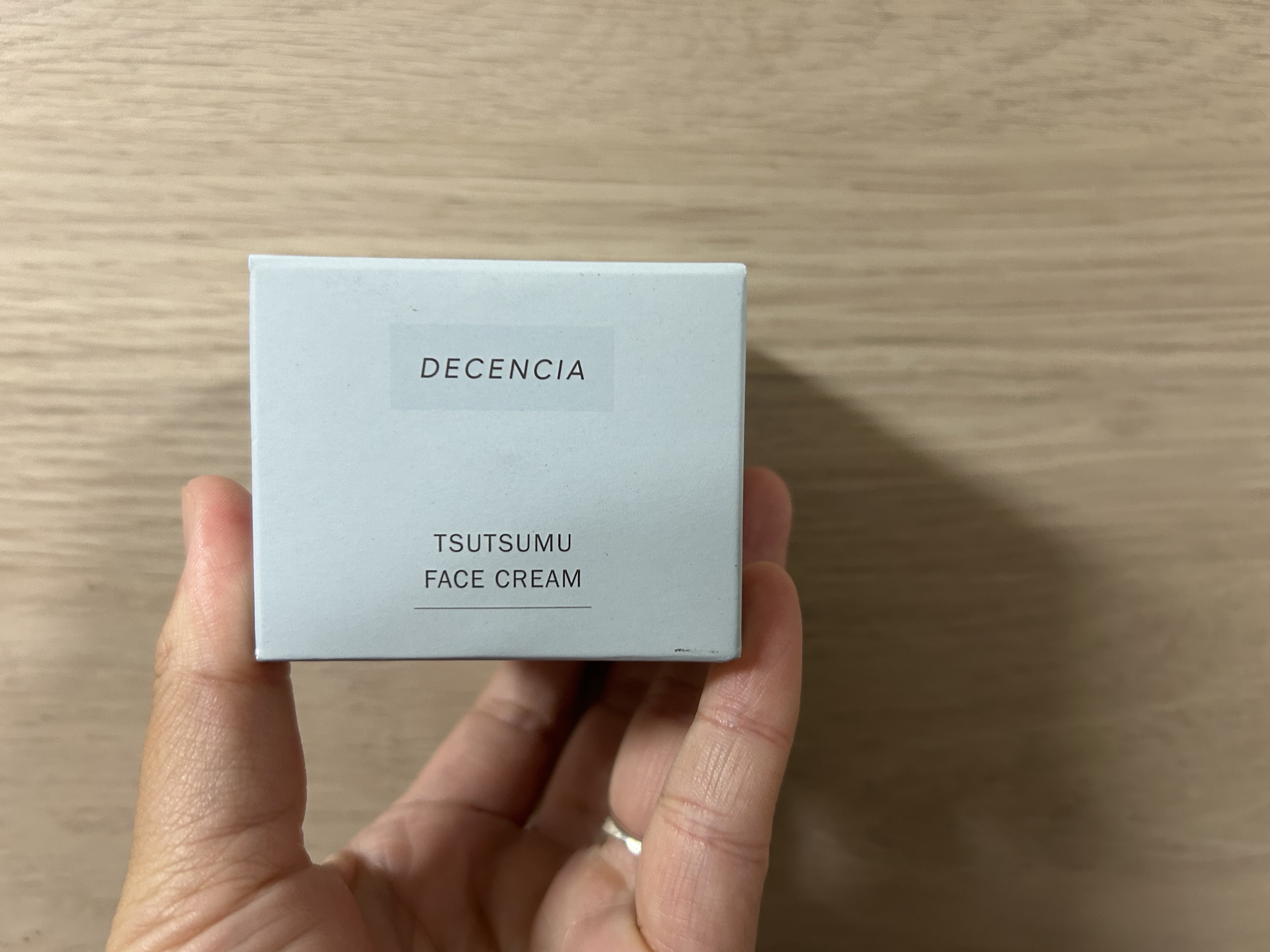 ディセンシア つつむ フェイスクリーム 本体30g/DECENCIA/フェイスクリームを使ったクチコミ（1枚目）