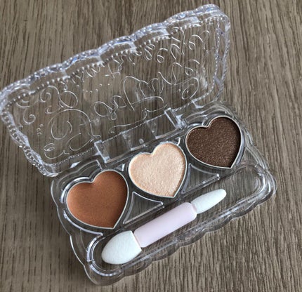 プリズムトリック 01 クリスタルベージュ/フォーチュン/アイシャドウパレットを使ったクチコミ(2枚目)