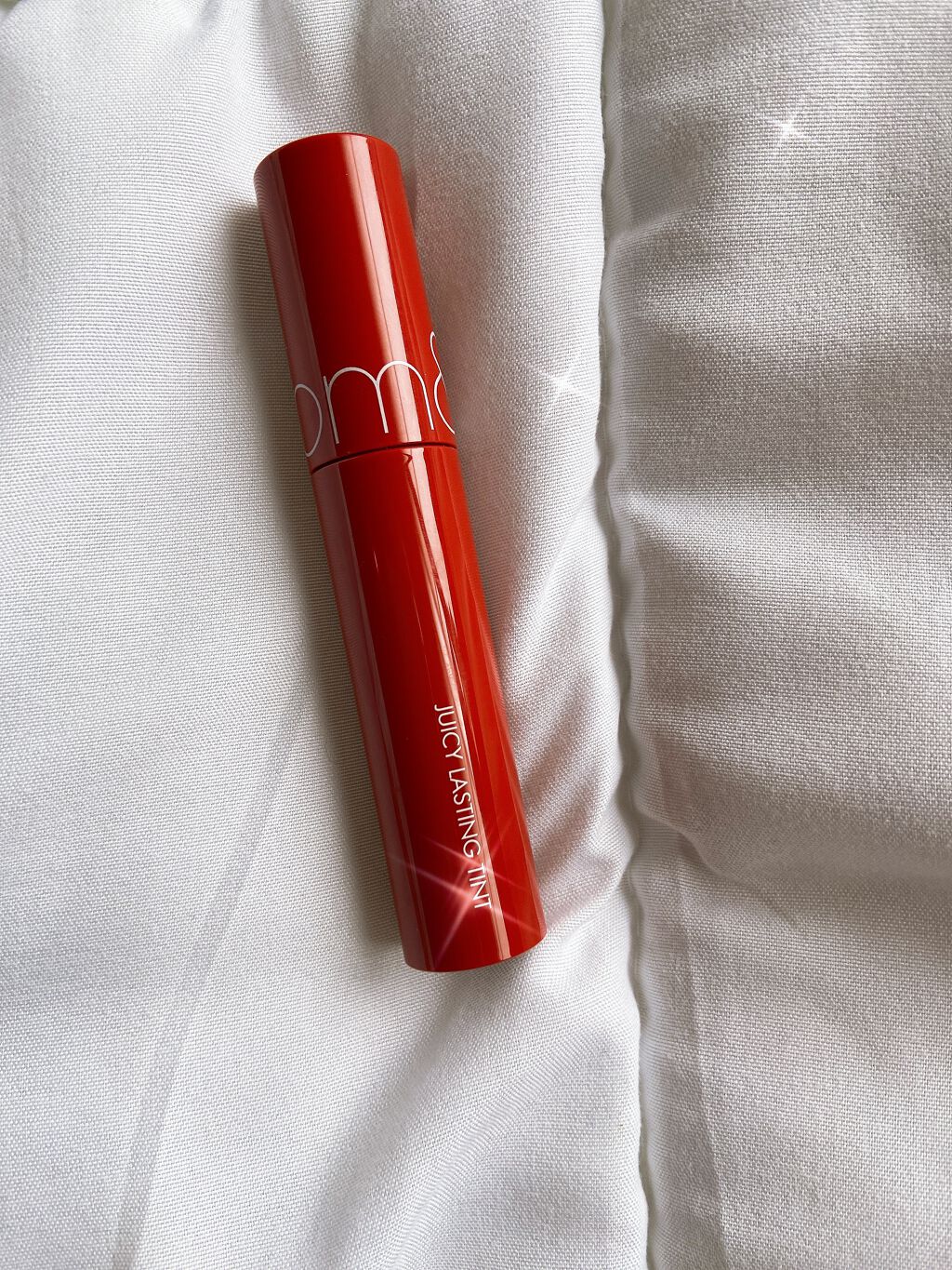 ジューシーラスティングティント/rom&nd/リップティントを使ったクチコミ（2枚目）