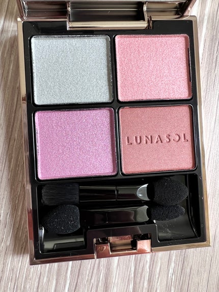 アイカラーレーション/LUNASOL/アイシャドウパレットを使ったクチコミ(2枚目)