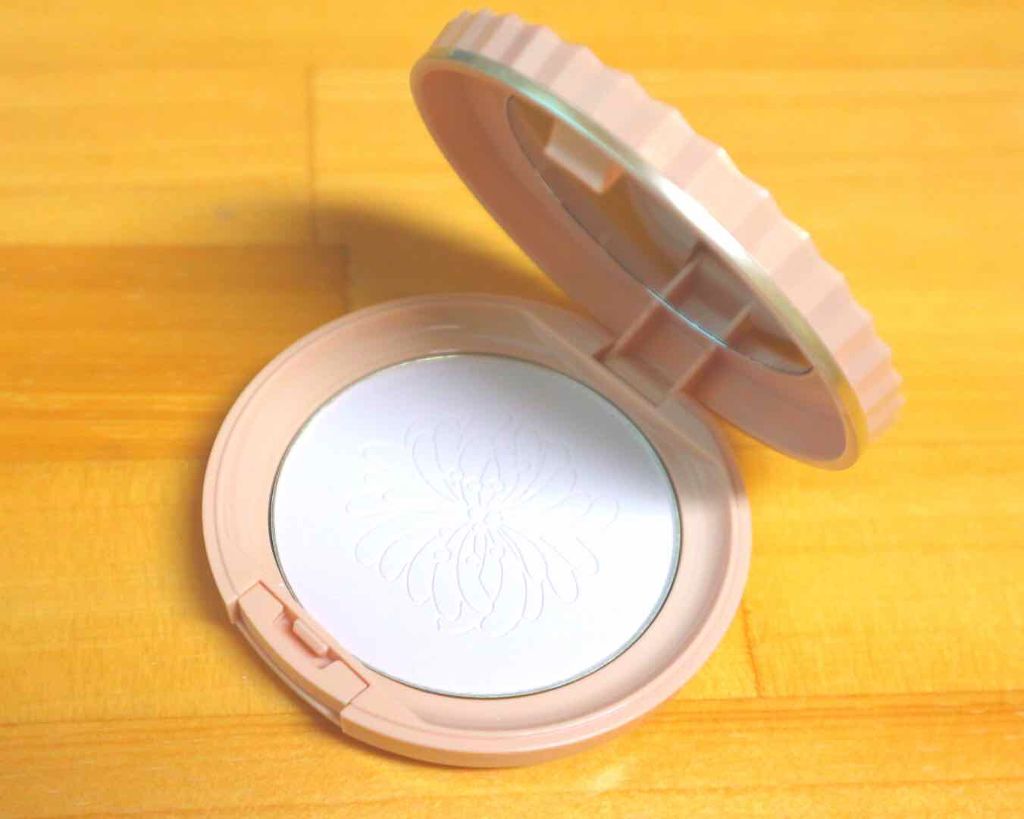 セッティング パウダー/PAUL & JOE BEAUTE/プレストパウダーを使ったクチコミ（3枚目）