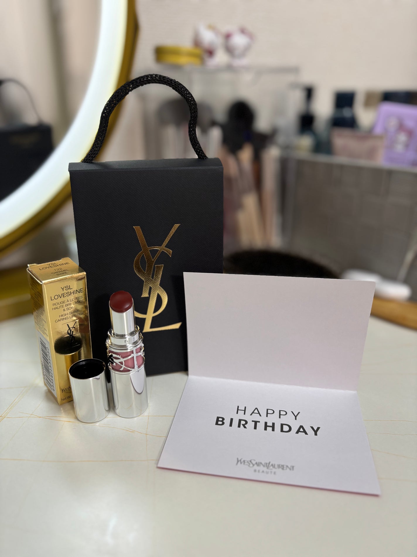 YSL ラブシャイン キャンディグレーズ/YVES SAINT LAURENT BEAUTE/口紅を使ったクチコミ(3枚目)