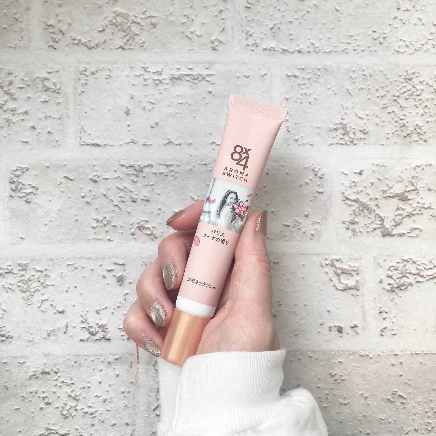 8x4 アロマスイッチ 涼感ネックジェル パリスブーケの香り/8x4/デオドラント・制汗剤を使ったクチコミ(1枚目)
