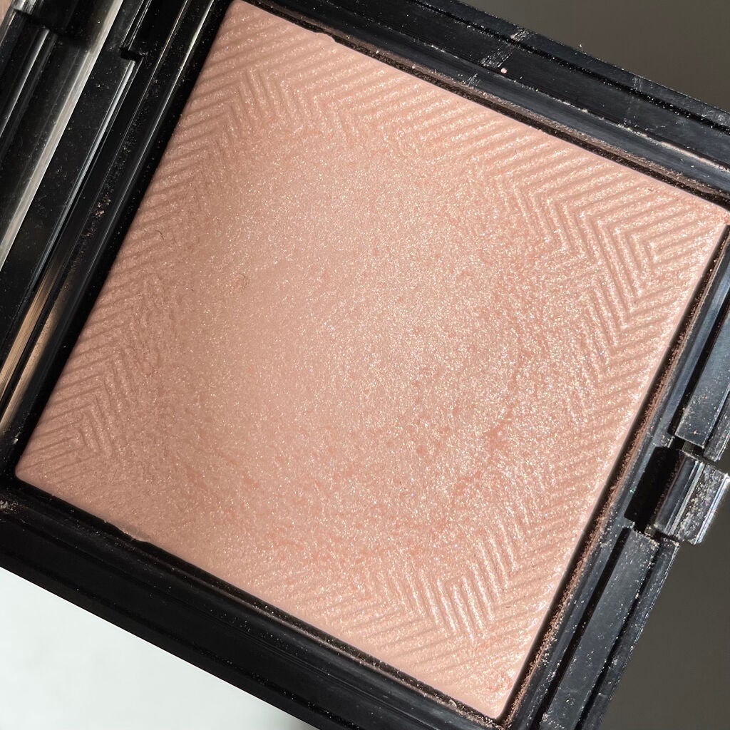 タン・クチュール・シマー・パウダー/GIVENCHY/プレストパウダーを使ったクチコミ(6枚目)