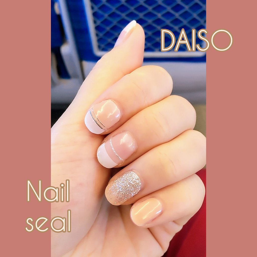 ジェルネイルシール（ハンド） Ｅ/DAISO/ネイルシールを使ったクチコミ（1枚目）
