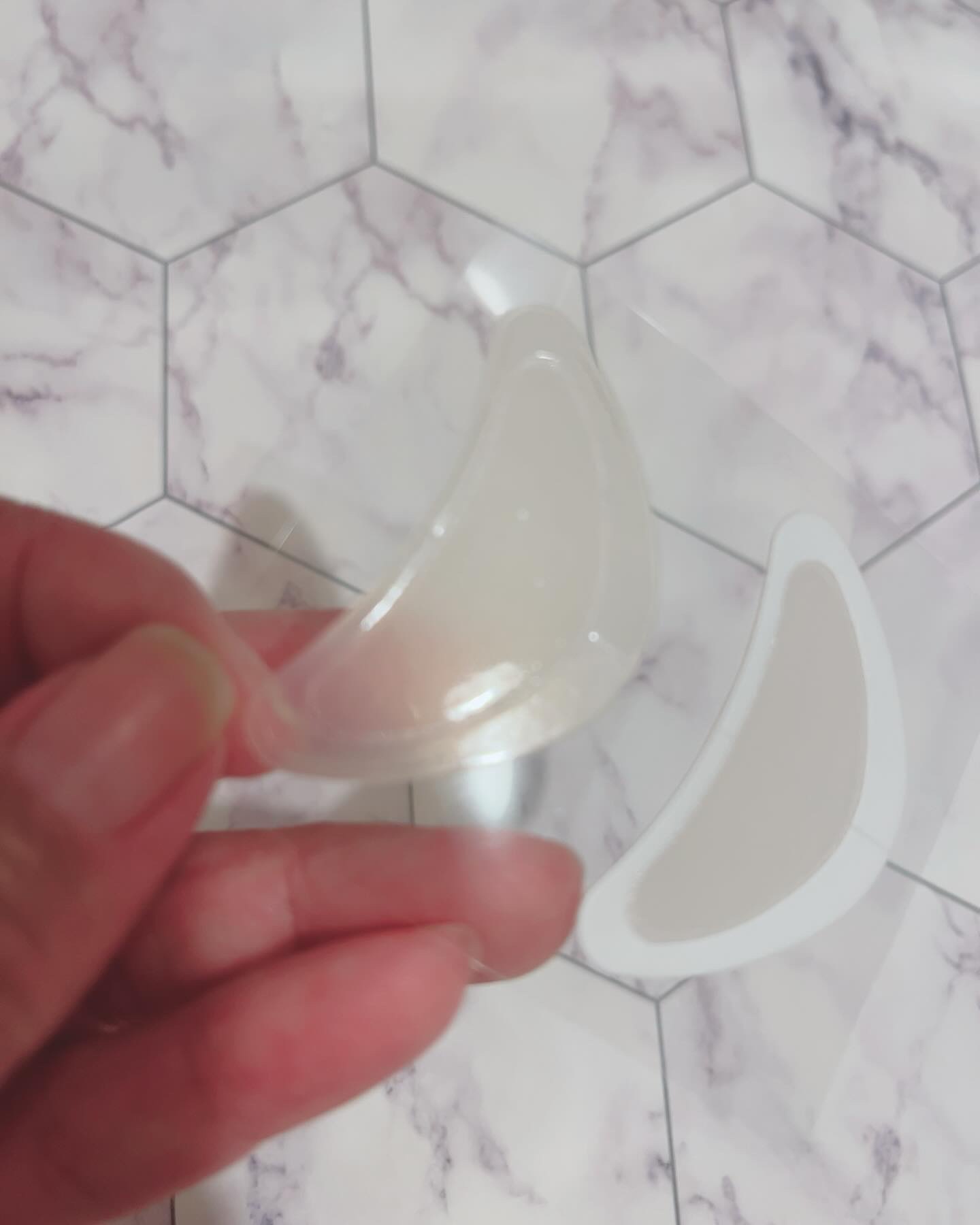 メディリフト 3Dマイクロフィラー(目元用) 1袋/YA-MAN TOKYO JAPAN/美容液を使ったクチコミ（3枚目）