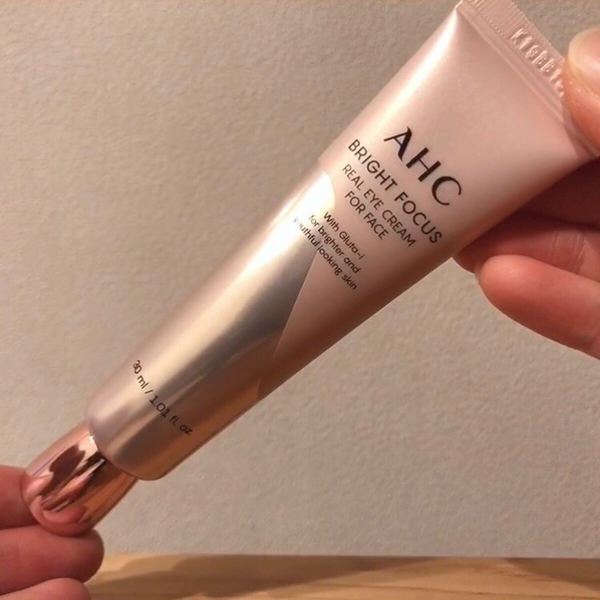 ブライト フォーカス リアル アイクリーム フォーフェイス/AHC/アイケア・アイクリームを使ったクチコミ(4枚目)