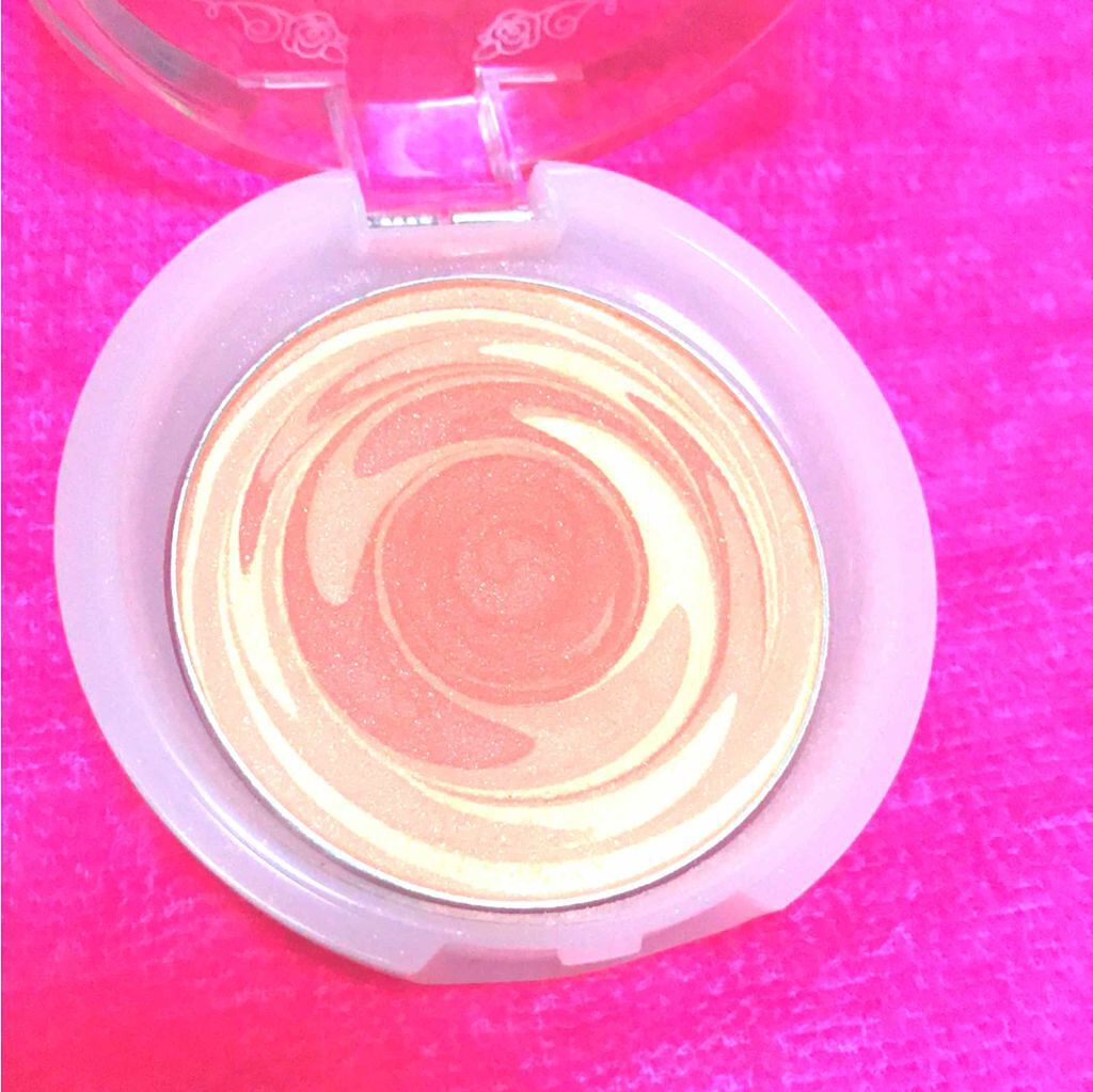 グラデーション チーク/パラドゥ/パウダーチークを使ったクチコミ（2枚目）