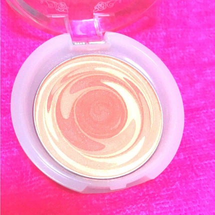 グラデーション チーク/パラドゥ/パウダーチークを使ったクチコミ(2枚目)