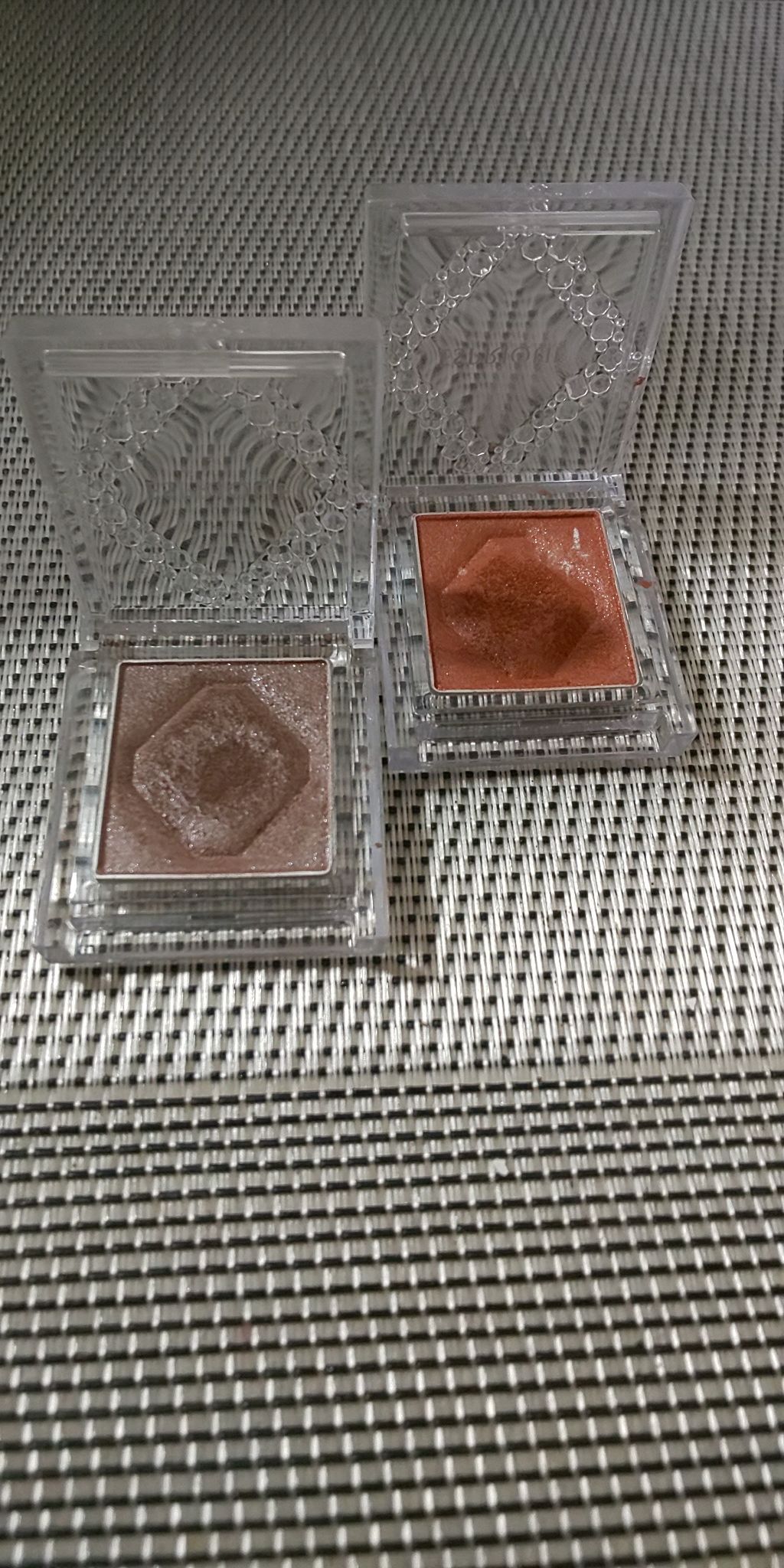 セレクト アイカラー/ESPRIQUE/単色アイシャドウを使ったクチコミ(2枚目)