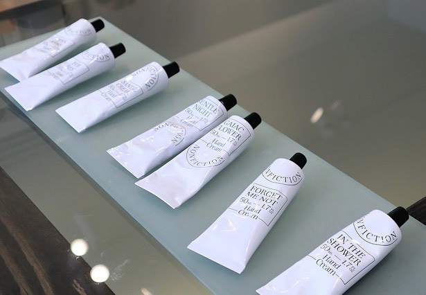 ハンドクリーム （サンタルクリーム）/NONFICTION	/ハンドクリームを使ったクチコミ（1枚目）