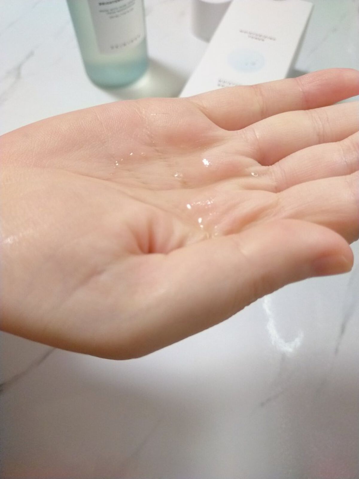 ヒアルーシカ ブライトニングトナー/SKIN1004/化粧水を使ったクチコミ（3枚目）