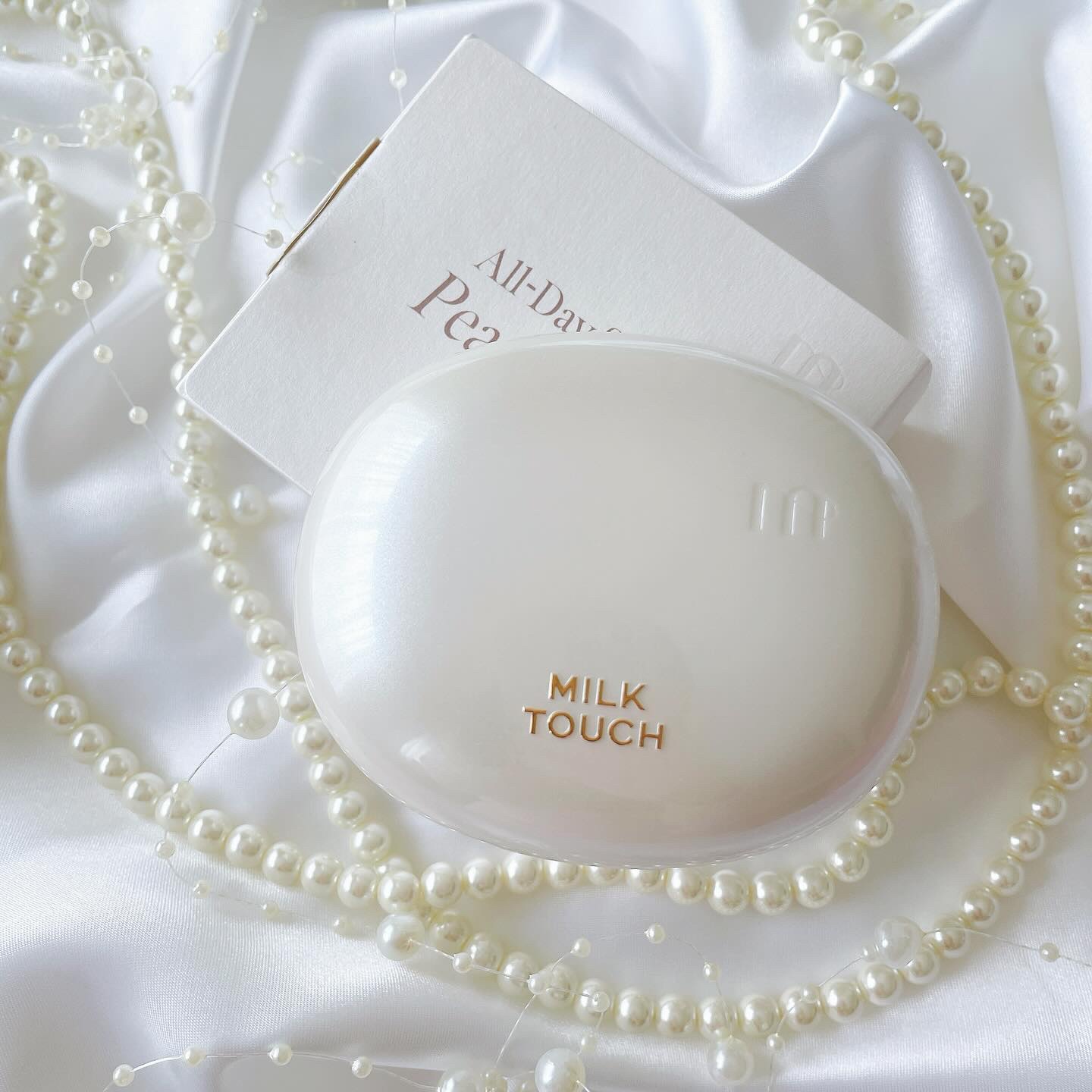 オールデイスキンフィットパールグロウクッション 01 Rosy Ivory(ロージー アイボリー)/Milk Touch/クッションファンデーションを使ったクチコミ（1枚目）