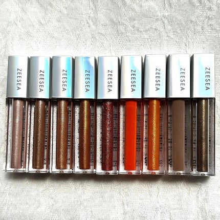 ダイヤモンドシリーズ 星空リキッドアイシャドウ/ZEESEA/リキッドアイシャドウを使ったクチコミ(1枚目)