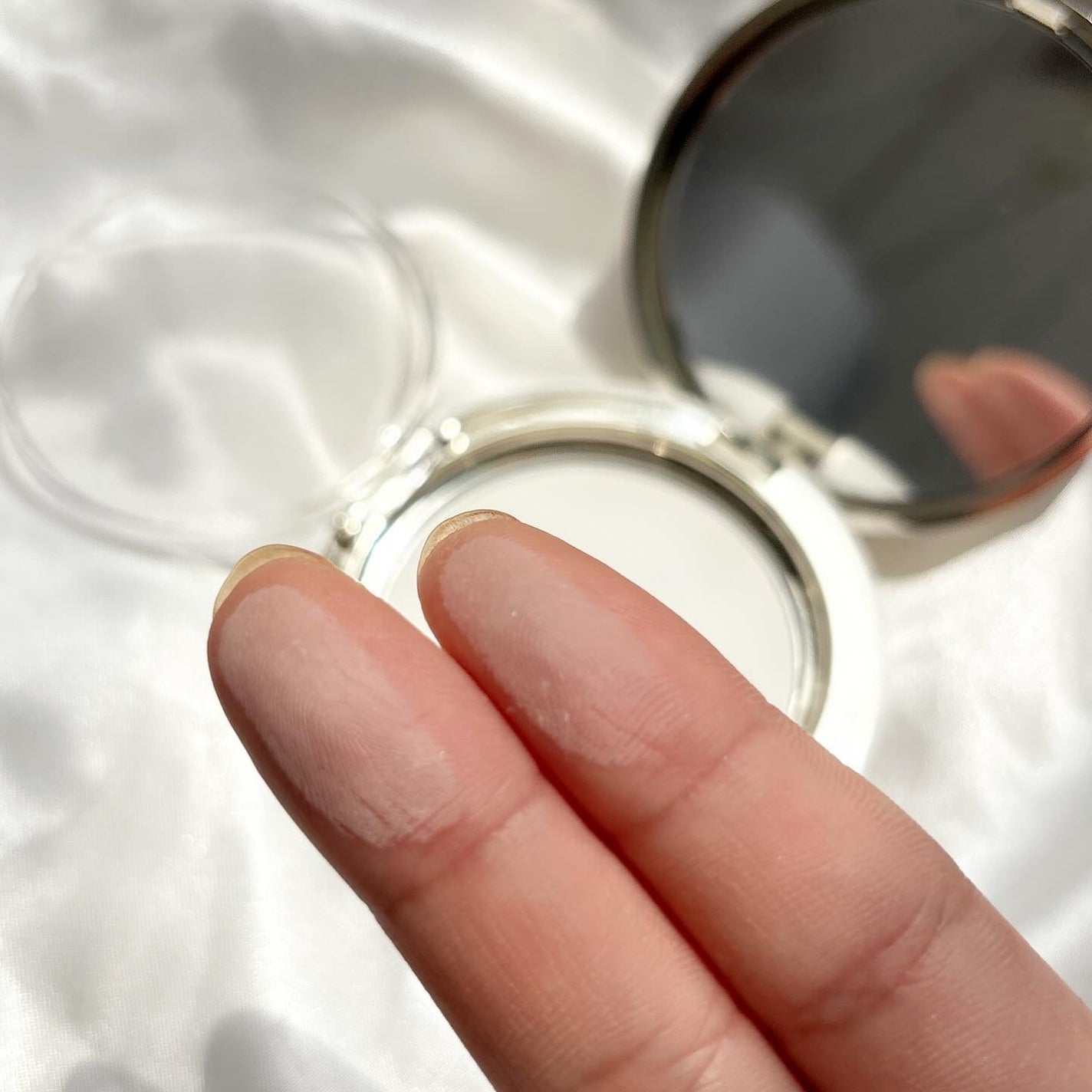 ハイドラセッティングパウダー/byLieto/プレストパウダーを使ったクチコミ(4枚目)