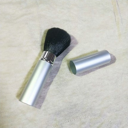 ごくふわっ春姫スライド式携帯メイクブラシ/DAISO/メイクブラシを使ったクチコミ(3枚目)