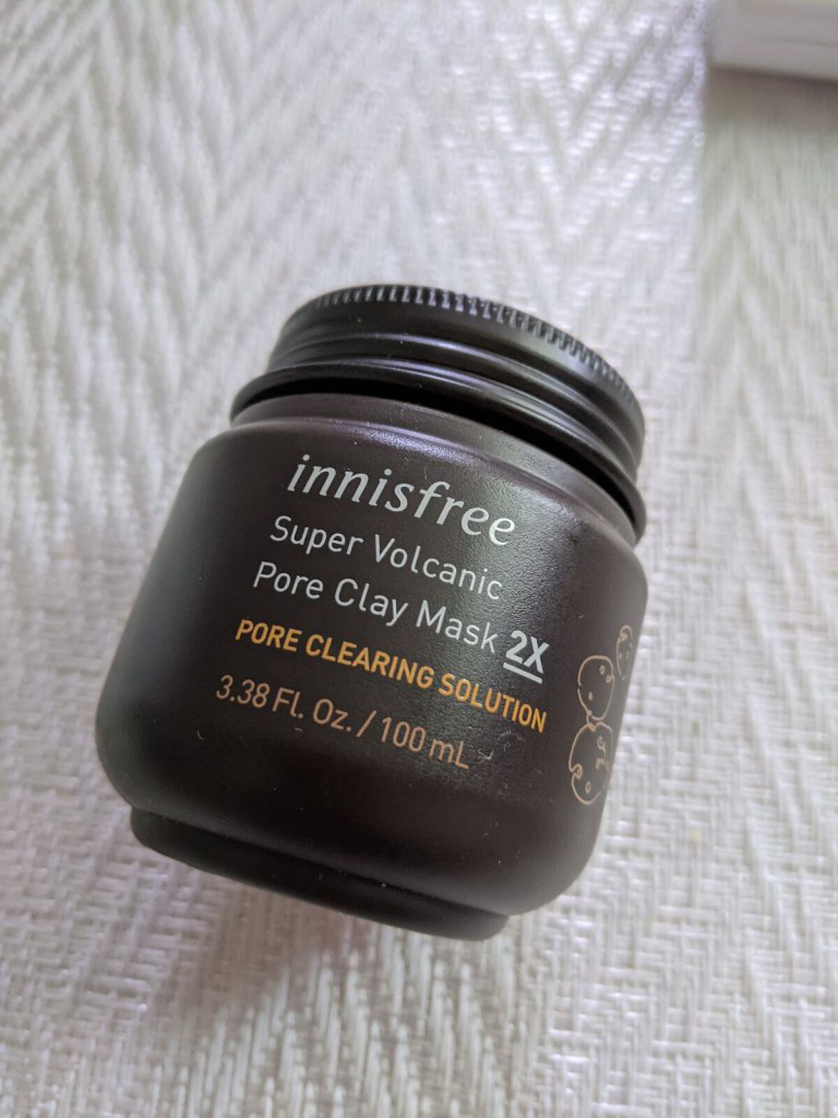 スーパーヴォルカニック　ポア　クレイマスク/innisfree/洗い流すパック・マスクを使ったクチコミ（2枚目）