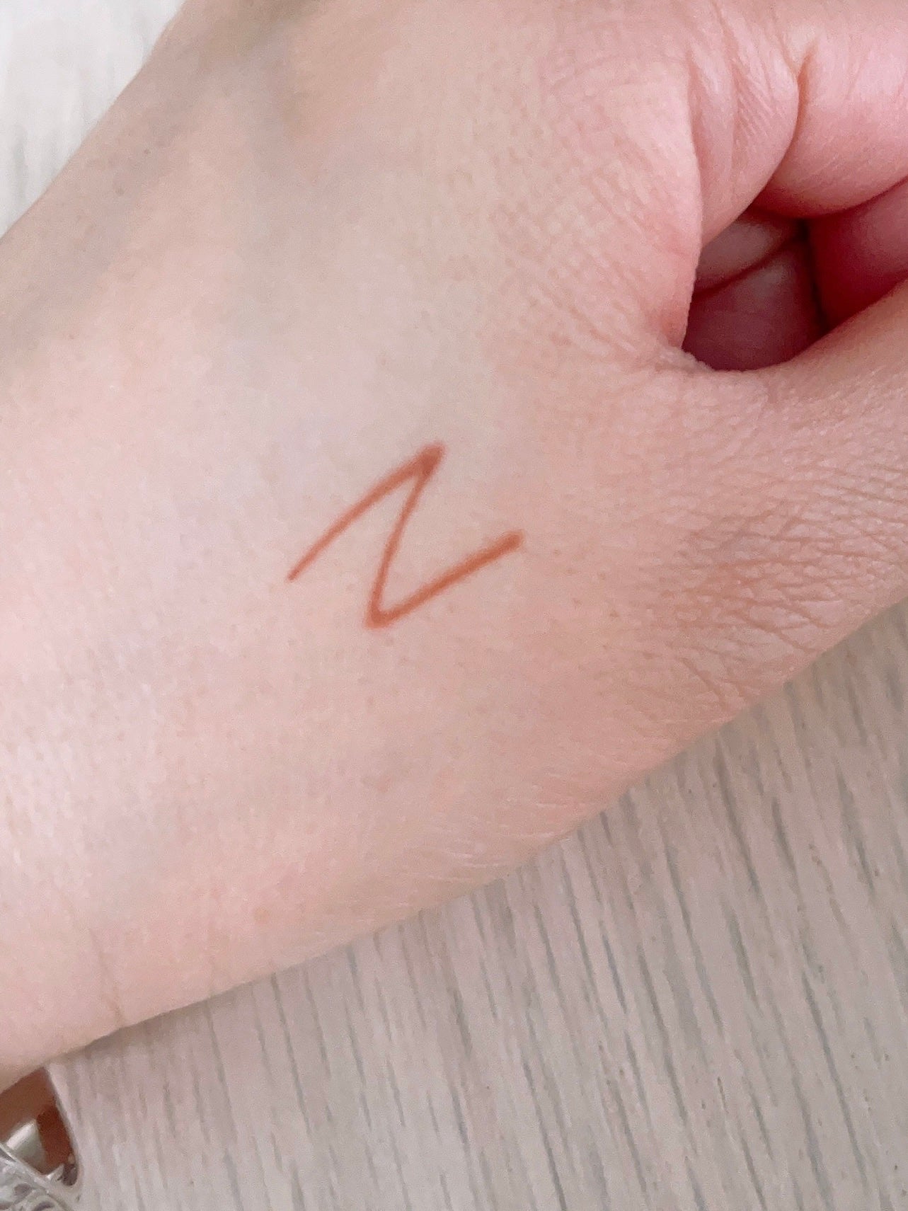 「密着アイライナー」極細クリームペンシル/デジャヴュ/ペンシルアイライナーを使ったクチコミ(4枚目)