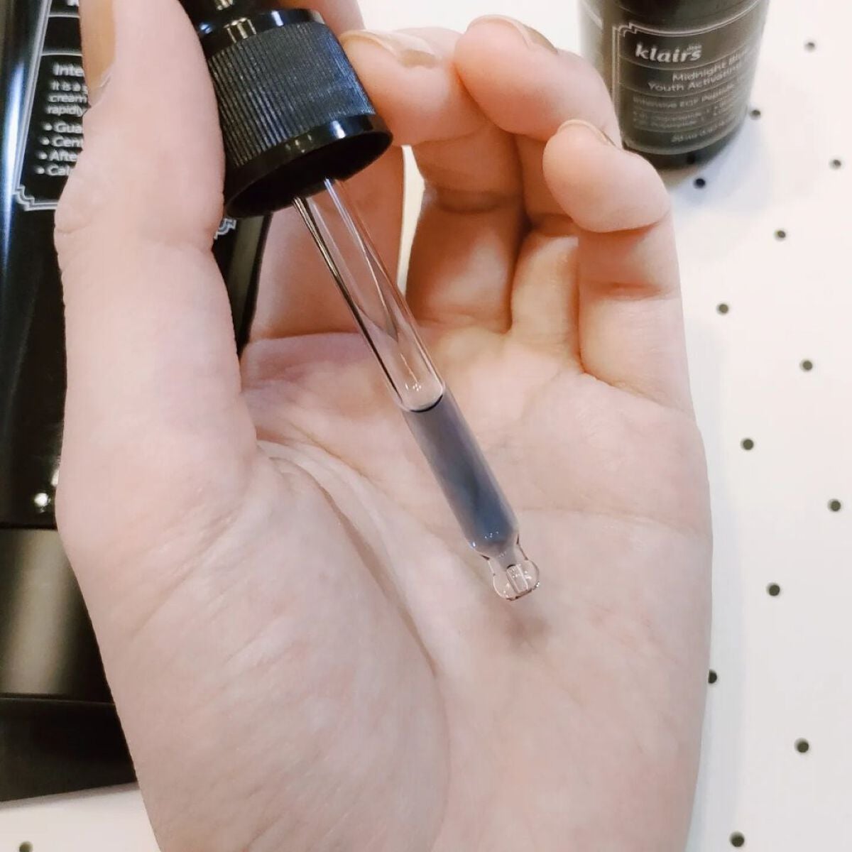 ミッドナイトブルーユースアクティベーティングドロップ(20ml)/Klairs/美容液を使ったクチコミ(2枚目)