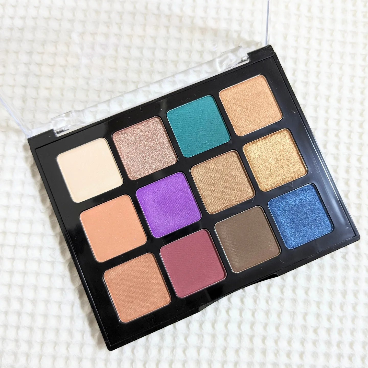 トゥエルブカラー アイシャドウ/LionWell（ライオンウェル）/アイシャドウパレットを使ったクチコミ（2枚目）