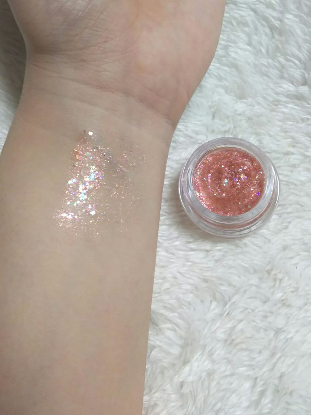 ゲットルーズグリッタージェル/unleashia/グリッターを使ったクチコミ(3枚目)