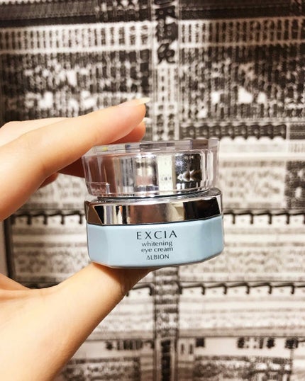 ホワイトニング アイクリーム/ALBION/アイケア・アイクリームを使ったクチコミ(1枚目)