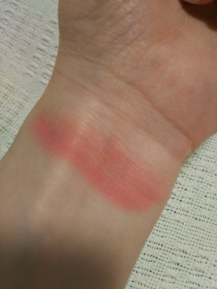 ミネラルピグメント/ONLY MINERALS/単色アイシャドウを使ったクチコミ(3枚目)