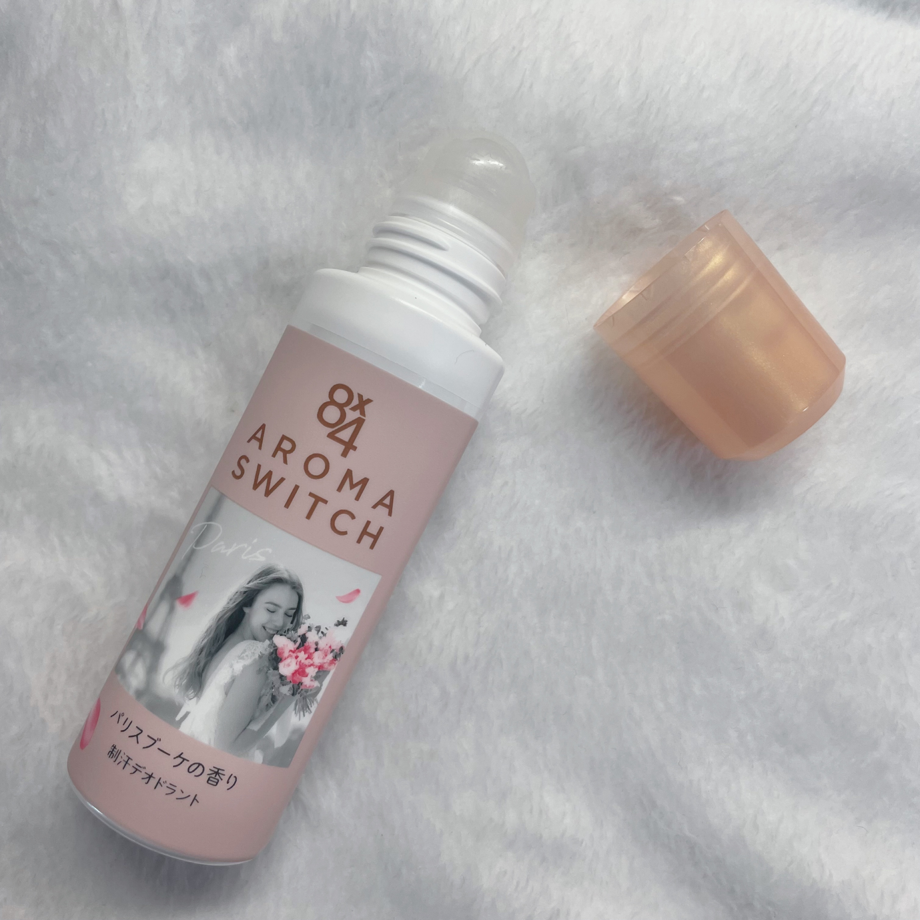 8x4 アロマスイッチ ロールオン パリスブーケの香り/８ｘ４/デオドラント・制汗剤を使ったクチコミ（2枚目）