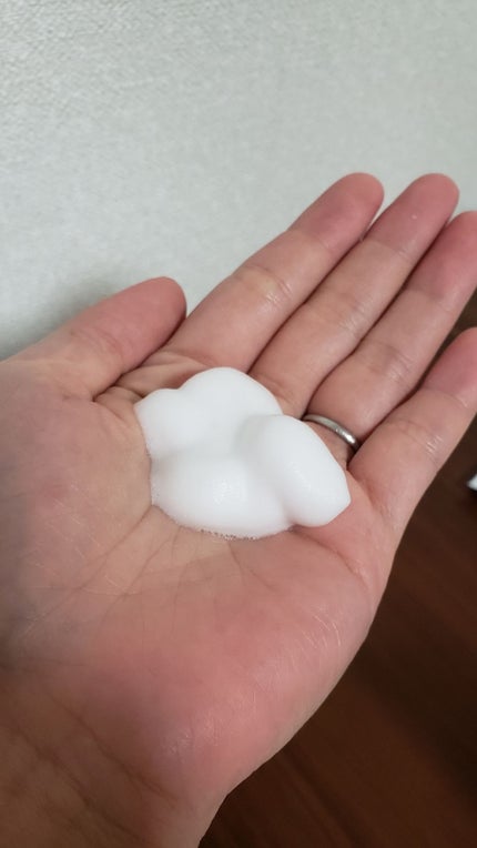 ビューティモイスチャー クリーミー泡洗顔料/ダヴ/泡洗顔を使ったクチコミ(2枚目)