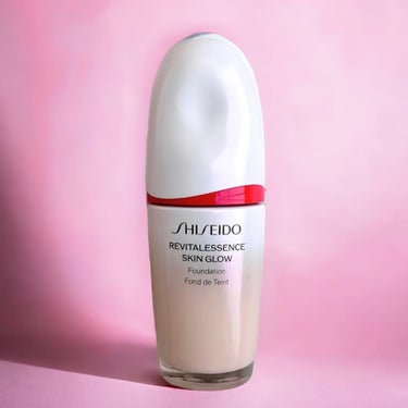 エッセンス スキングロウ ファンデーション 220 Linen/SHISEIDO/リキッドファンデーションの画像