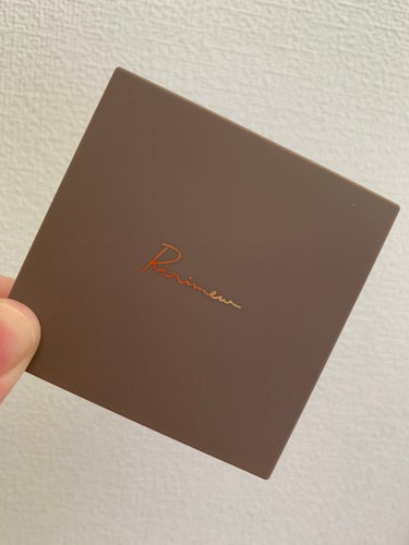 Ririmewインザミラーアイパレット
使ってます



さっしーのプロデュースということで気になってました
さっしーのYouTube見てて早く発売してーと思ってたので


この4色ほんとに捨て色なし‼