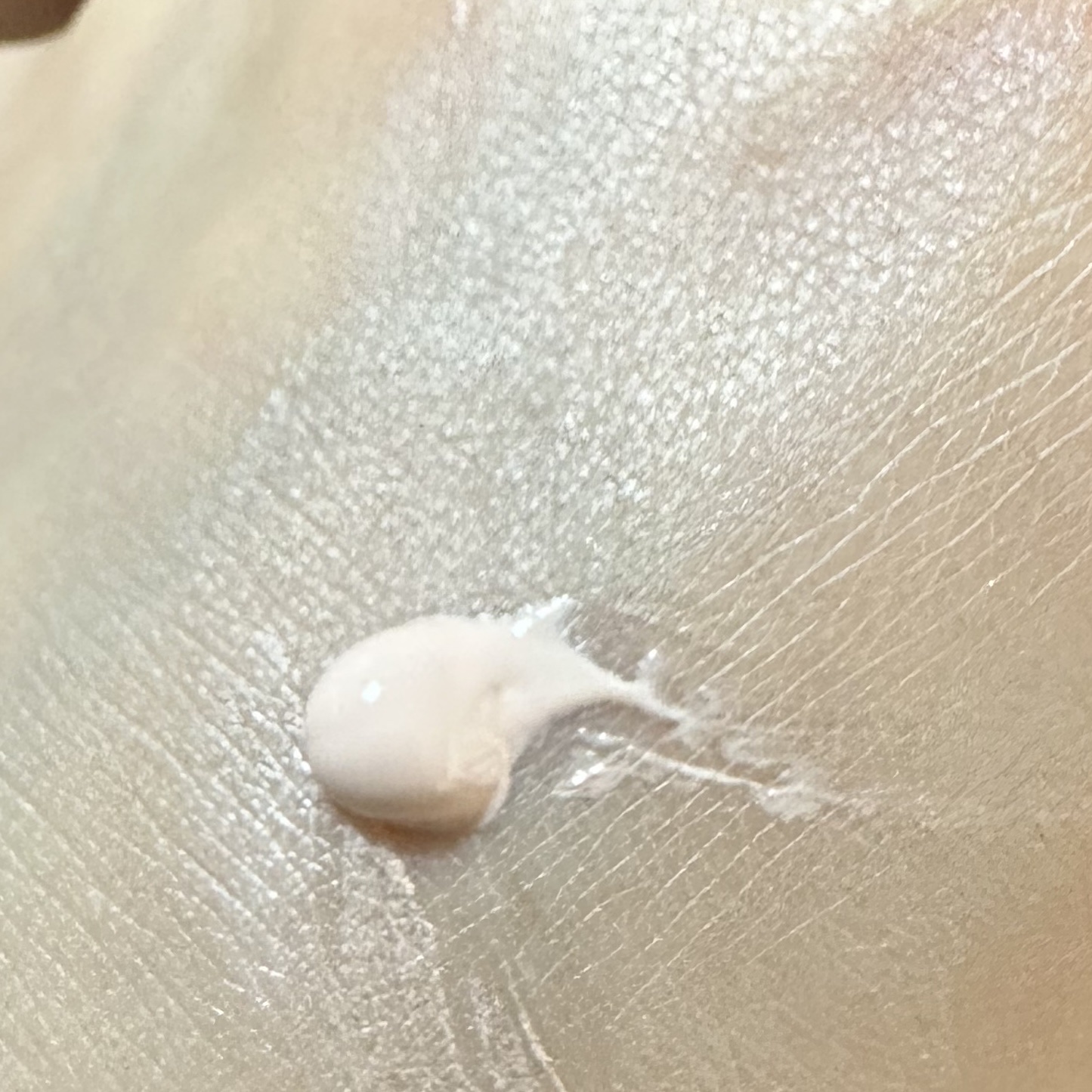 桃ナイアシン UVトーンアッププロテクション/Anua/化粧下地を使ったクチコミ（2枚目）