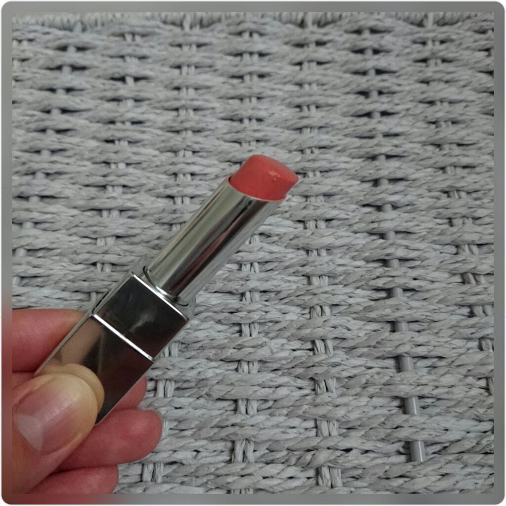 イレジスティブル グローリップス/RMK/口紅を使ったクチコミ（2枚目）