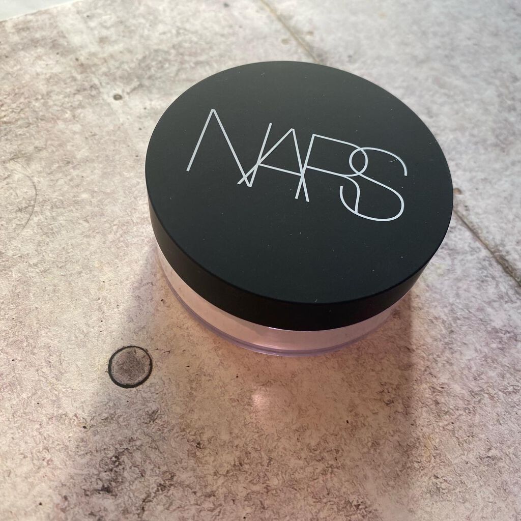 ライトリフレクティングセッティングパウダー ルース N 02383/NARS/ルースパウダーを使ったクチコミ（3枚目）