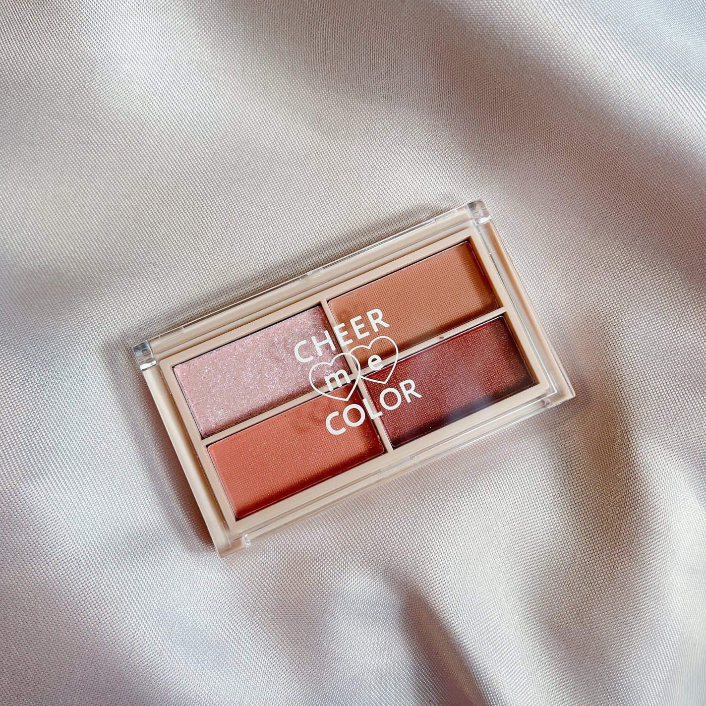 CHEER me COLOR アイシャドウ/セリア/アイシャドウパレットを使ったクチコミ(3枚目)