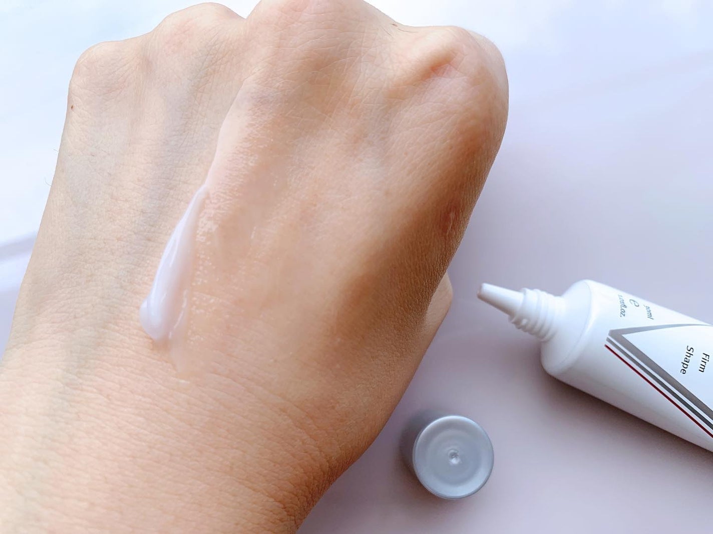 ベラコントゥアーフォーミングクリーム/ANACIS/フェイスクリームを使ったクチコミ(4枚目)