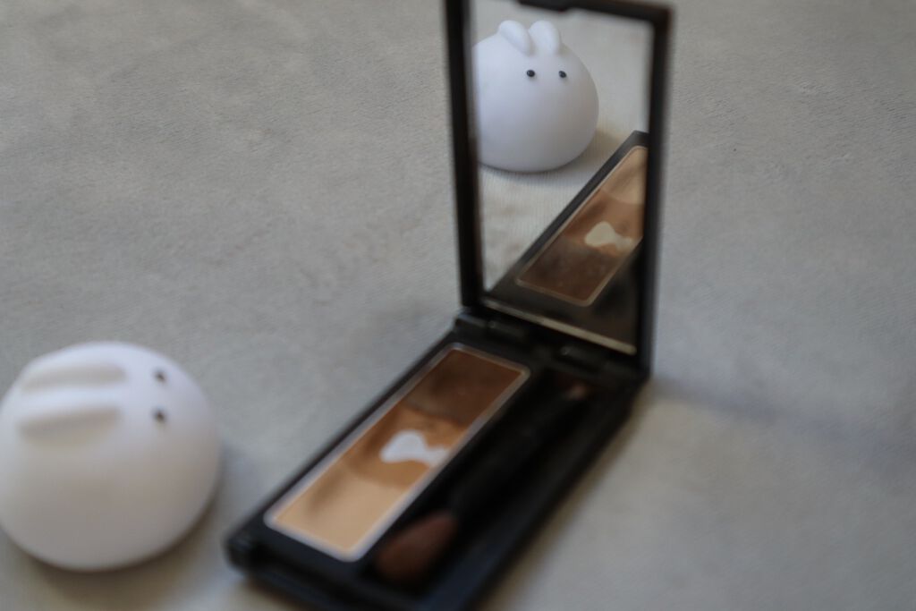 ケイト デザイニングアイブロウ3D/KATE/パウダーアイブロウを使ったクチコミ（3枚目）