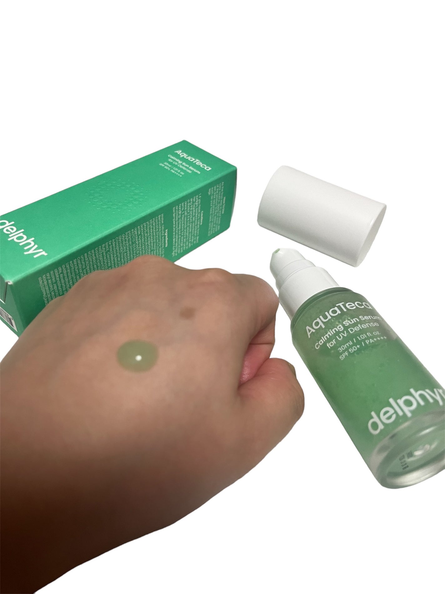 AquaTeca calming sun serum/Delphyr/日焼け止めローションを使ったクチコミ(2枚目)