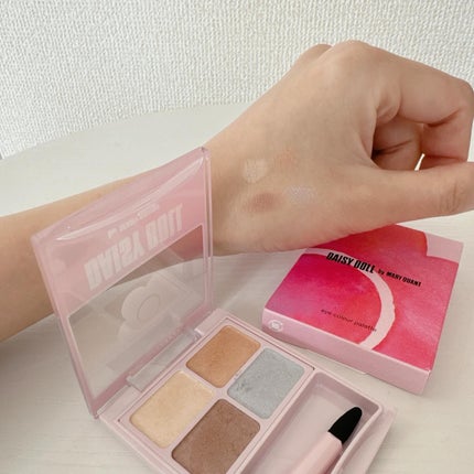 デイジードール アイカラー パレット BR-06 キャラメルナッツ/DAISY DOLL by MARY QUANT/アイシャドウパレットを使ったクチコミ(3枚目)