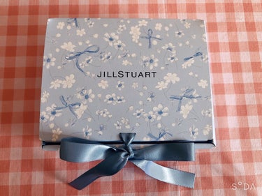 JILL STUART クリスタルブルーム　サムシングピュアブルー セント　パフュームド ハンド エッセンスのクチコミ「🎄🎁JILL STUART🎁🎄　

💠サムシングピュアブルー マイリップス

💠クリスタルブル.....」（1枚目）