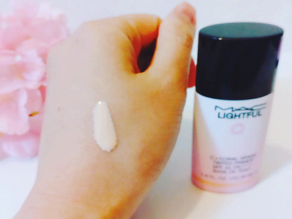 ライトフル C３ ナチュラル シルク パウダーファンデーション/M・A・C/パウダーファンデーションを使ったクチコミ（3枚目）