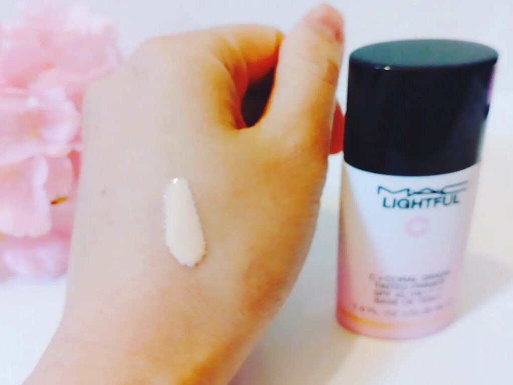 ライトフル C+ティンティッド プライマーSPF45(PA++++)/M・A・C/化粧下地を使ったクチコミ(3枚目)